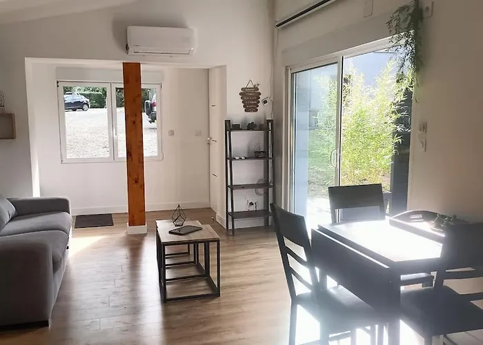 Casa de Férias Maisonnette Au Pied Des Pyrenees *